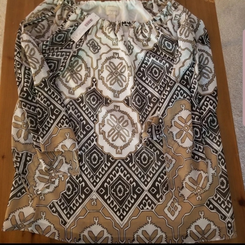 🚫SOLD🚫Chico's Boho Cold Shoulder Tunic slinky NWT Size 0 - Picture 5 of 8